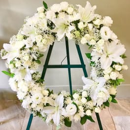 #68 OPEN WREATH WHITE