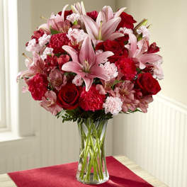 Forever Love Valentine's Day Bouquet by FTD