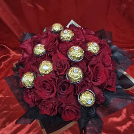 Bouquet of red roses with Ferrero Rocher chocolates
