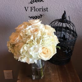 All White Bouquet (style 2)