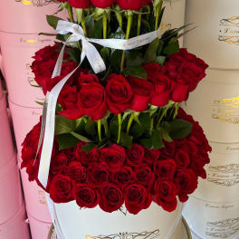 Signature Tower of Roses