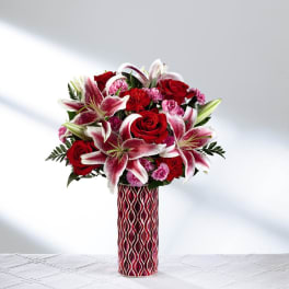 The FTD Lasting Romance Bouquet