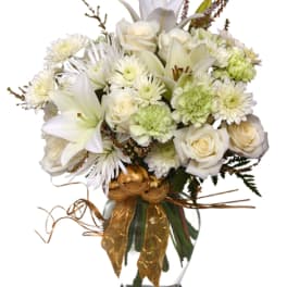 SPARKLING WINTER JOY FLOWER ARRANGEMENT