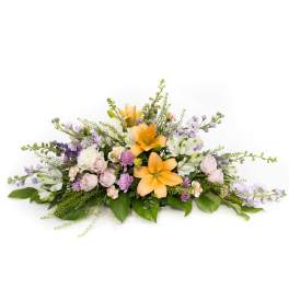 Apricot Meadow Centerpiece