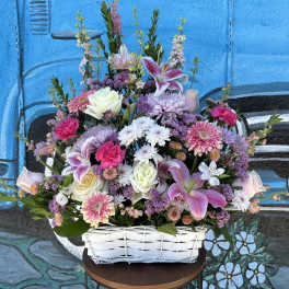 Pastel Basket