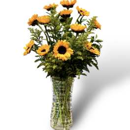 Sunflower bouquet in a clear glass vase