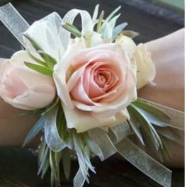 Classic Wrist Corsage