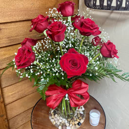 The Classic 12 Red Roses with Baby's Breath