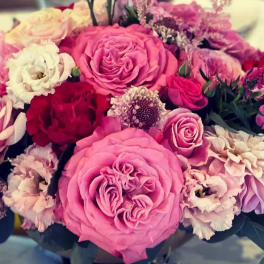 Pink and white rose bouquet with mixed blooms