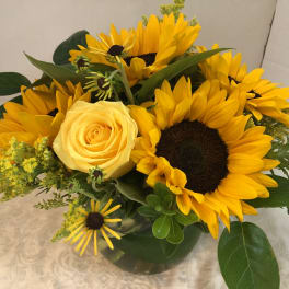 Sunshine Morn Summer Arrangement