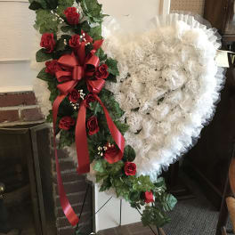 Silk Standing Heart with Red Roses