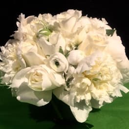 White flower bouquet with roses and peonies