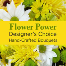 Yellow and white daisy bouquet with a text banner
