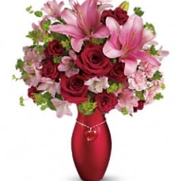 Teleflora's Charm Her Bouquet