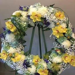 #104 CYM, HYDRANGEA,& MUMS OPEN RING WREATH