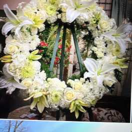 White Memorial Wreath