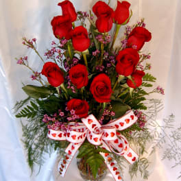 Dozen premium Valentine red roses