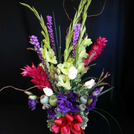 Tall Mix with Roses and Red Ginger