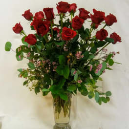2 Dozen Roses Arranged (Any Color)