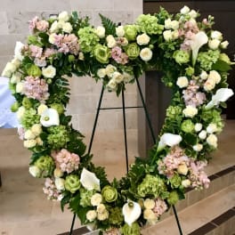 Heart wreath for memorial services, LARGE PREMIUM