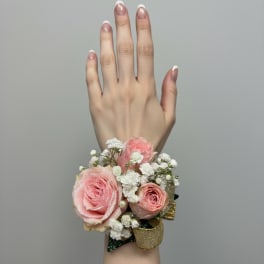 Little Golden Girl Corsage - Pink