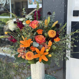 Nordhoff meadows wildflower arrangement
