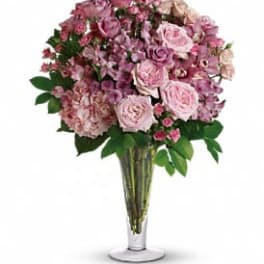 A La Mode Bouquet with Long Stemmed Roses