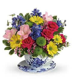 Dutch Garden Teacup Bouquet