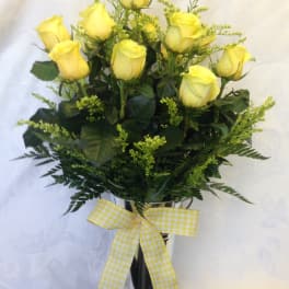 Dozen Yellow Roses Arranged