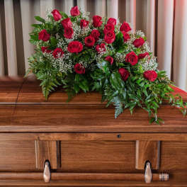 FUNERAL QUARTER CASKET SPRAY - Remembrance in Roses 30