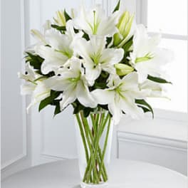 The FTD® Light in Your Honor™ Bouquet