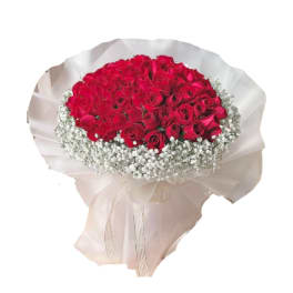 TRUE BEAUTY RED ROSES WRAPPED BOUQUE
