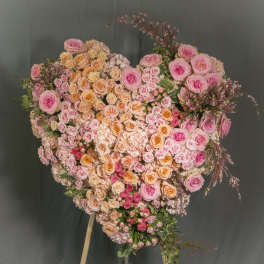 Pastel Heart Wreath - Pasadena Florist