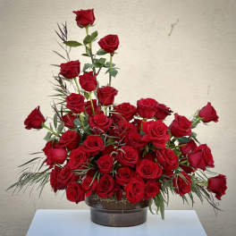 Bella Rosso - Pasadena Florist
