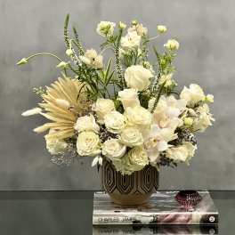 Designer's Choice - Isle of White - Pasadena Florist