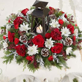 LANTERN CENTERPIECE