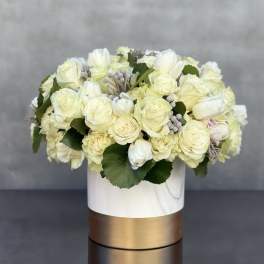 Golden whites - Sherman Oaks Florist