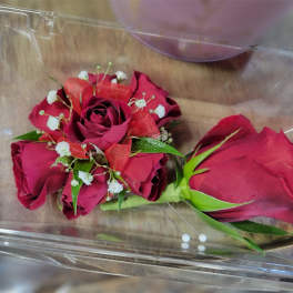 Red Rose Package