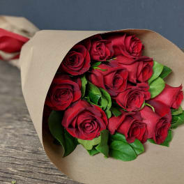 Long Stem Wrapped Red Roses