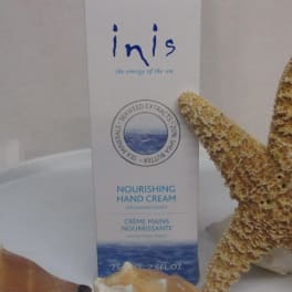 Box of nourishing hand cream with seashells