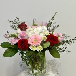 Romantic Elegance by Westford Florist Art by Veny