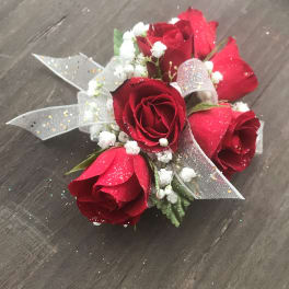 Single Ribbon Spray Rose Corsage