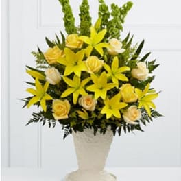The FTD® Golden Memories™ Arrangement