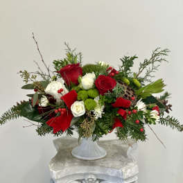 Holiday Harmony Centerpiece by Westford Florist Art by Veny