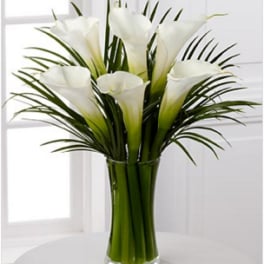 Endless Elegance Calla Lily Bouquet