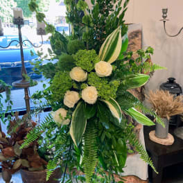 Elegant Green And White Sympathy Stand