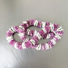 Daisy Lei or Chrysanthemum Lei
