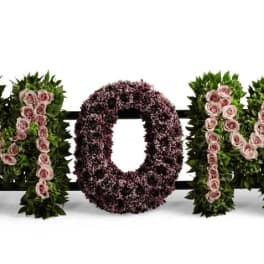 The FTD Remembering Mom Arrangement