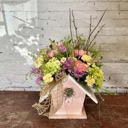 Birdhouse Blooms