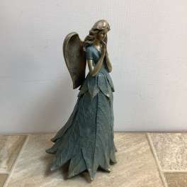 Angel figurine "Willow Grace"